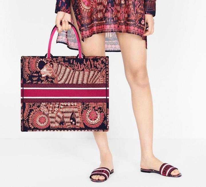 CHRISTIAN DIOR - HANBAG